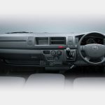 Foto 3 New Hiace Commuter